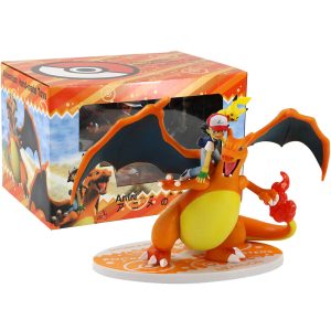 Figurine Dracaufeu et Pikachu
