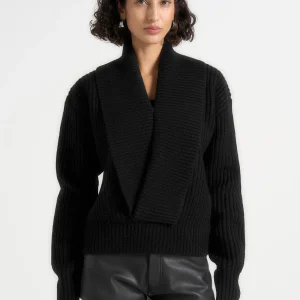 Azra - Plunge Knit Jumper - Black